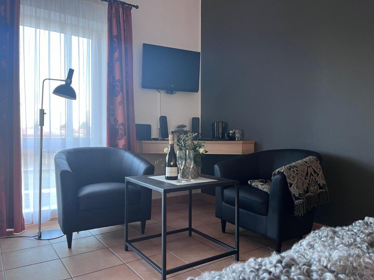 Froejel Resort & Spa Екстер'єр фото