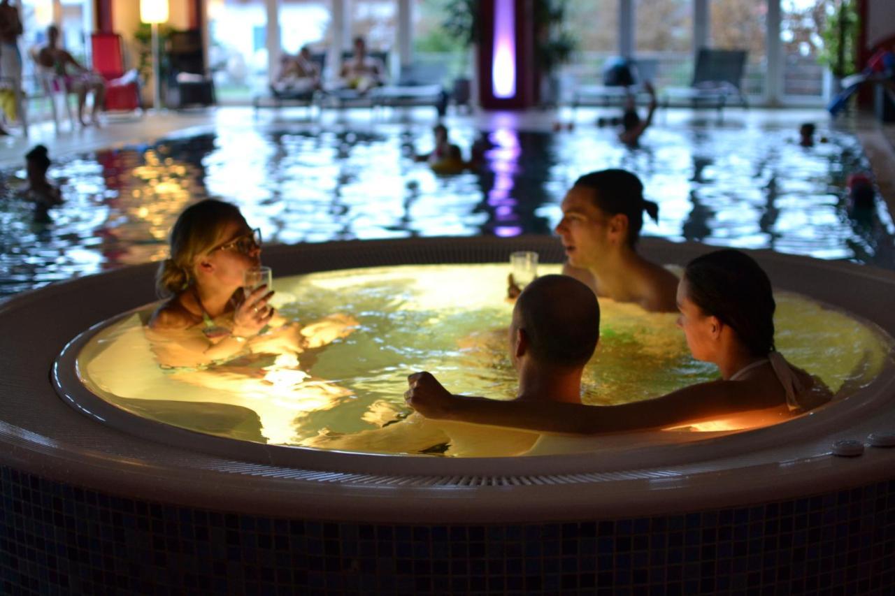 Froejel Resort & Spa Екстер'єр фото